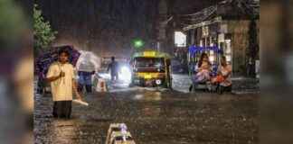 Financial Impact of Waterlogging in Delhi NCR: 71% Residents Face Losses news-12082024-112104