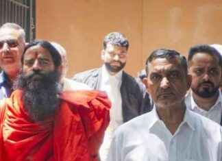 Ramdev and Balkrishna Resolves Contempt Case with Agreement on Misleading Ads news-13082024-113024