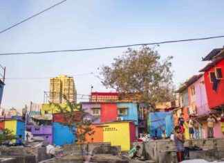 Creating a Slum-Free Mumbai: Bombay High Court Warns Against Developer Exploitation news-16082024-174041