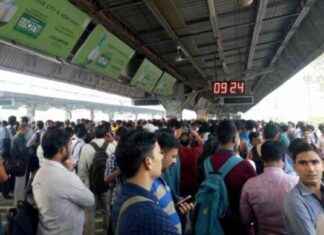 GRP Recovers and Returns 1.62 Lakhs Cash to Passenger in Dombivli news-17082024-054218