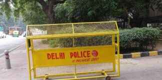 Delhi Police Arrests Illegal Arms Suppliers; Recovers Eight Country-Made Pistols news-25082024-120243