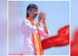 Maratha Quota Activist Jarange Seeks Discharge in Cheating Case news-03092024-125731