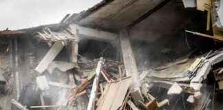 Tragic Mumbai Building Collapse: 3 Dead, 2 Injured in Malad Incident – Watch Video news-05092024-130931