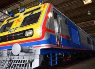 Western Railway to Convert 10 Mumbai Local Trains to 15 Coaches from October 1 news-10092024-095022