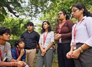 Challenges Faced by Engineering Students in Maharashtra news-15092024-074053