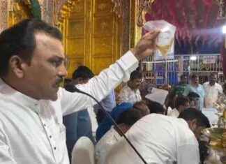 Lalbaugcha Raja Ganpati Mandal Auction: Valuables Sold for Rs 2.35 Crore news-21092024-213244