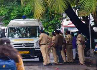 Challenges to Police Claims Over Badlapur Assault Case Accused’s Death news-24092024-204702