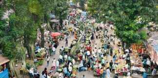 Borivali Hawker Market Impact: BEST Buses Diverted due to Crowds news-12112024-085615