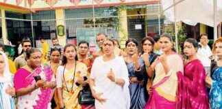 Transgender Community in Maharashtra Seeks Clarity on Ladki Bahin Scheme Exclusion news-22112024-083859