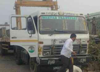 Police Action Urged by Steel Traders Following 18-Wheel Trailer Theft in Navi Mumbai news-26112024-224756