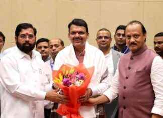 Maharashtra CM & Deputies Honor Dr. Ambedkar on Mahaparinirvan Diwas maharashtra-cm-deputies-honor-dr-ambedkar-on-mahaparinirvan-diwas