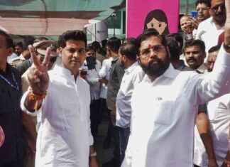 Shrikant Shinde Denies Rumors of Seeking Maharashtra Deputy CM Post news-02122024-153724