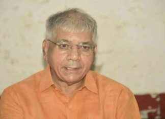 VBA’s Prakash Ambedkar Launches Signature Campaign Against EVMs news-03122024-034608