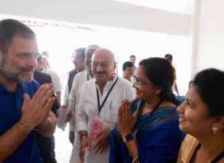 Rahul Gandhi Demands Justice for Custodial Death in Maharashtra: Meeting with Victim’s Family rahul-gandhi-demands-justice-for-custodial-death-in-maharashtra-meeting-with-victims-family