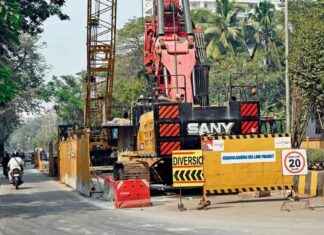 Mumbai Sea Link Construction Causes Traffic Woes for Versova Locals mumbai-sea-link-construction-causes-traffic-woes-for-versova-locals
