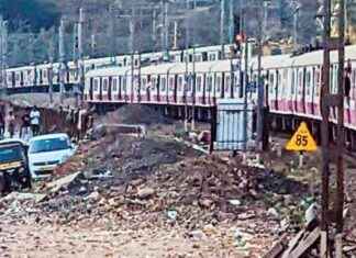 Navigating Sharp Curves Between Kalwa-Mumbra: Commuters’ Challenge navigating-sharp-curves-between-kalwa-mumbra-commuters-challenge