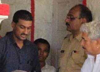 Seer withdraws support for Munde after meeting sarpanch’s family seer-withdraws-support-for-munde-after-meeting-sarpanchs-family