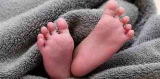 Tragic Accident: Toddler Killed, Mother Injured in Mumbai Footpath Collision tragic-accident-toddler-killed-mother-njured-in-mumbai-footpath-collision