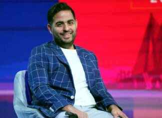 Mukesh Ambani’s Dedication to Work: Clearing Emails Until 2 am mukesh-ambanis-dedication-to-work-clearing-emails-until-2-am