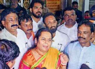 Neelam Gorhe faces no-confidence motion in Maharashtra Council neelam-gorhe-faces-no-confidence-motion-in-maharashtra-council