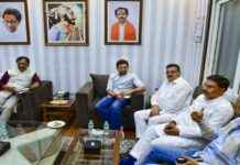 Opposition Boycotts Tea Party Over Governance Failures in Maharashtra opposition-boycotts-tea-party-over-governance-failures-in-maharashtra