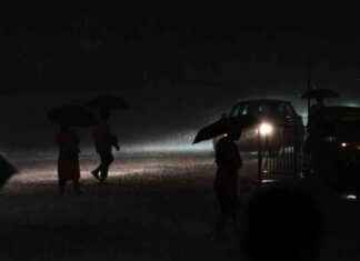 Heavy Rains Hit Mumbai: IMD Issues Weather Alert for City heavy-rains-hit-mumbai-md-ssues-weather-alert-for-city
