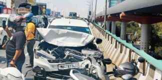 Miraculous Escape: Andheri Car Crash Leaves Everyone Unhurt miraculous-escape-andheri-car-crash-leaves-everyone-unhurt
