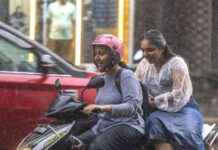 Mumbai Braces for Heavy Rain Alert on Sunday Morning mumbai-braces-for-heavy-rain-alert-on-sunday-morning