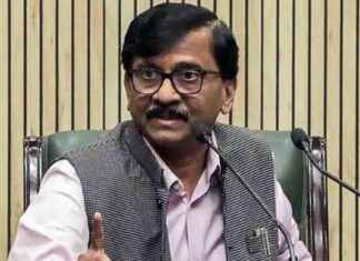 Sanjay Raut urges Pawar to demand resignations of Modi and Amit Shah sanjay-raut-urges-pawar-to-demand-resignations-of-modi-and-amit-shah