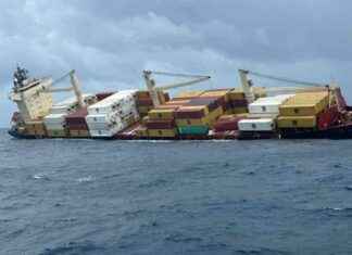 Shipwreck off Kerala coast raises environmental concerns shipwreck-off-kerala-coast-raises-environmental-concerns