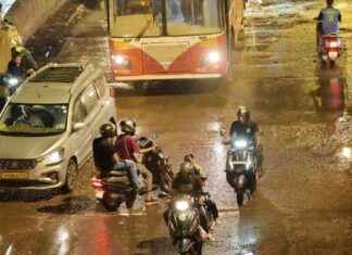 Speeding Up Monsoon Preparations in Mumbai: MMRDA’s Initiative speeding-up-monsoon-preparations-in-mumbai-mmrdas-nitiative