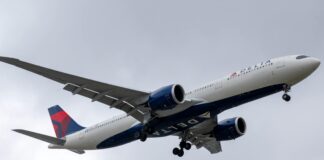 Tracking Delta Flight DL275 Diverted to LAX: Uncover Real-Time Updates Delta Flight DL275 diverted, DL275 LAX diversion, Delta emergency landing LAX, DL275 flight update, Delta diverted flight news, DL275 incident report, LAX airport flight diversion